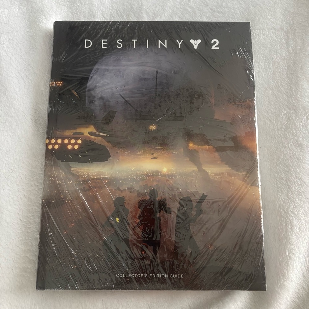 🌟 SOLD 🌟 Collector's Edition Guide - Black and Gray